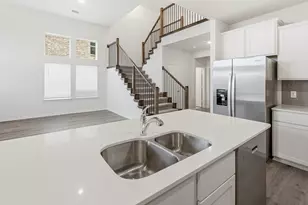 7090 Bison Creek Ln, Garland, TX 75043 - Photo 8