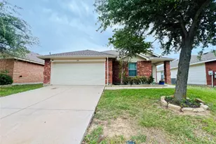 856 Poncho Ln, Fort Worth, TX 76052 - Photo 1
