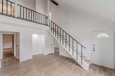 2008 Clubridge Drive, Carrollton, TX 75006 - Photo 10