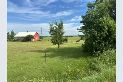 2670 Canaan Church Road, Crawford, TX 76638 - Photo 16