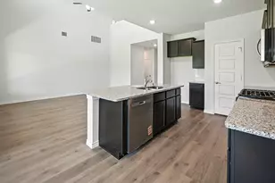2052 Hearn Dr, Royse City, TX 75189 - Photo 2