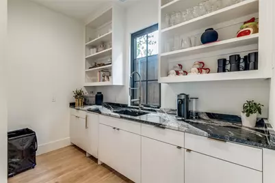 7122 Lakewood Boulevard, Dallas, TX 75214 - Photo 10