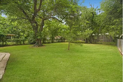 4006 Curzon Avenue, Fort Worth, TX 76107 - Photo 16