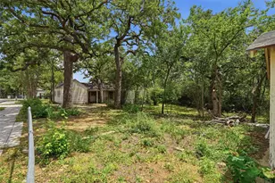 2900 Hunter St, Fort Worth, TX 76112 - Photo 16