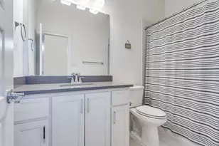 10215 Blackenhurst Ln, Frisco, TX 75033 - Photo 34