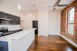 110 W Knox St, Ennis, TX 75119 - Photo 8