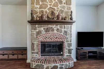 3036 Larreta, Grand Prairie, TX 75054 - Photo 12