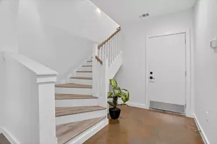 321 College Ave, Fort Worth, TX 76104 - Photo 8