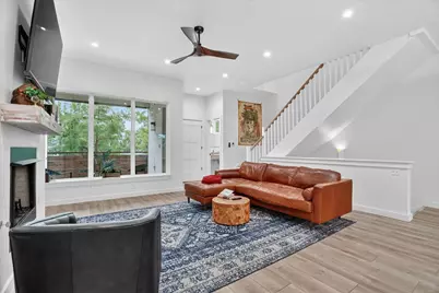 321 College Avenue, Fort Worth, TX 76104 - Photo 14