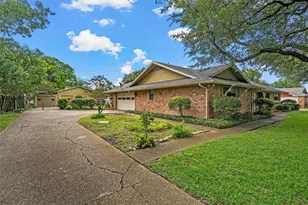219 Opal, Hewitt, TX 76643 - Photo 2