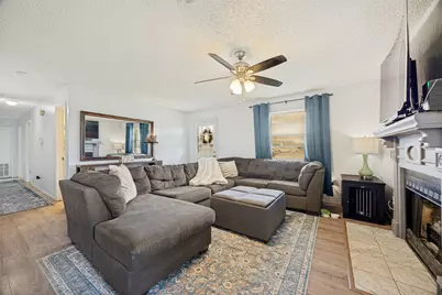 614 Elder Street, Collinsville, TX 76233 - Photo 2