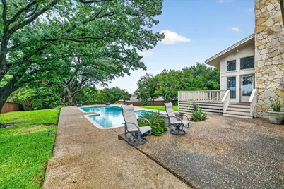 4 Lombardy Court, Benbrook, TX 76132 - Photo 38