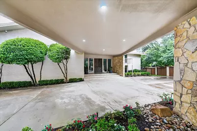 4 Lombardy Court, Benbrook, TX 76132 - Photo 4