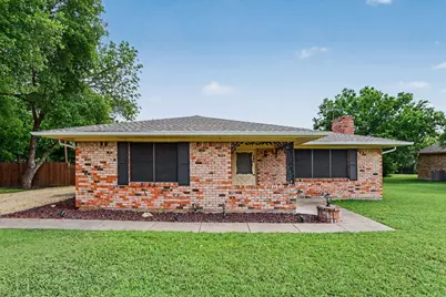 219 W Jefferson Street, Palmer, TX 75152 - Photo 1