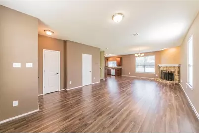560 Griffith Drive, Saginaw, TX 76179 - Photo 4