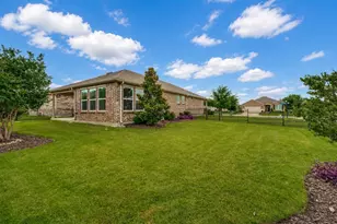 7661 Heritage Dr, Little Elm, TX 76227 - Photo 12