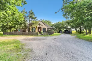 1468 Co Rd 4015, Savoy, TX 75479 - Photo 1
