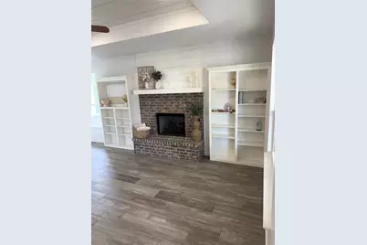 1211 W 6th Street, Lampasas, TX 76550 - Photo 4
