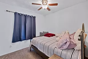 1401 Greentree Ln, Garland, TX 75042 - Photo 16