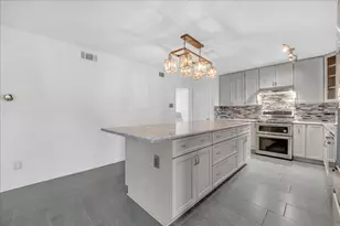 1401 Greentree Ln, Garland, TX 75042 - Photo 12