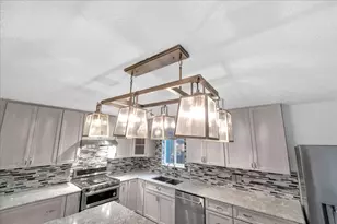 1401 Greentree Ln, Garland, TX 75042 - Photo 16