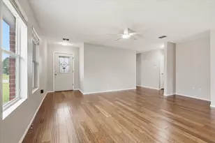 102 Pintail Ln, Sanger, TX 76266 - Photo 10