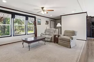 4705 Gooseberry Trail, Granbury, TX 76048 - Photo 4