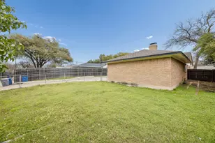 9007 Sweetwater Dr, Dallas, TX 75228 - Photo 26