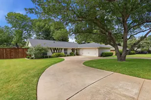 3816 Arborlawn Dr, Fort Worth, TX 76109 - Photo 2