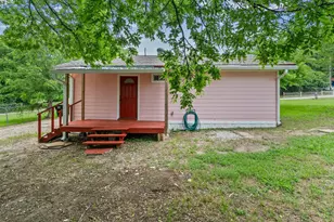 325 West Ln, Quinlan, TX 75474 - Photo 16