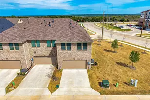 7053 Cedar Crk Dr, Grand Prairie, TX 75054 - Photo 32
