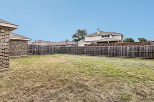 2979 Driftwood Ln, Lancaster, TX 75146 - Photo 12