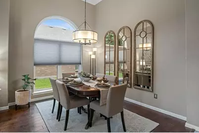 12136 Hawk Creek Drive, Frisco, TX 75033 - Photo 6