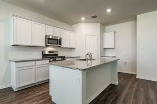 652 Ridgeback Trail, Fort Worth, TX 76052 - Photo 6