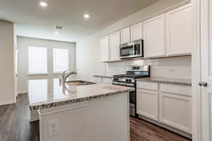 652 Ridgeback Trail, Fort Worth, TX 76052 - Photo 10