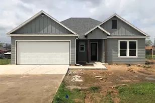 413 Hickorywood, Azle, TX 76020 - Photo 2