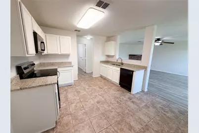 2904 Lake Vista Drive, Wylie, TX 75098 - Photo 2
