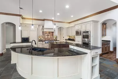 1109 Wickford Court, Keller, TX 76248 - Photo 10