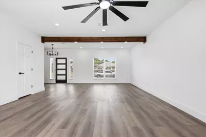 1428 Chapman Drive, Lancaster, TX 75134 - Photo 4