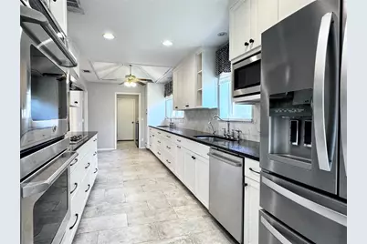 3801 Grifbrick Drive, Plano, TX 75075 - Photo 6