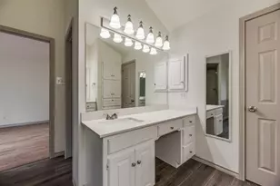 1204 Dentonshire Dr, Carrollton, TX 75007 - Photo 14