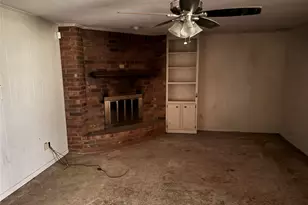 344 Wesley Dr, Corsicana, TX 75110 - Photo 2