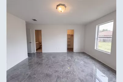1120 Beaverwood Lane, Crowley, TX 76036 - Photo 4