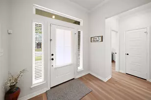 3057 Royal Gdn Rd, Tyler, TX 75701 - Photo 2