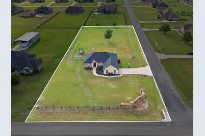 101 Eagles Crest Lane, Weatherford, TX 76087 - Photo 1