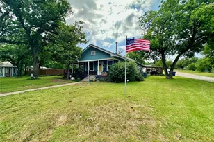 121 N Homer St, Ranger, TX 76470 - Photo 2