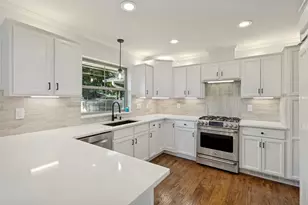 10605 Le Mans Dr, Dallas, TX 75238 - Photo 12