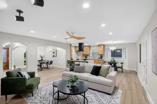 1716 Cynthia Ln, Hurst, TX 76054 - Photo 8