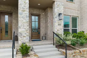 1832 Wittington Pl, Farmers Branch, TX 75234 - Photo 2