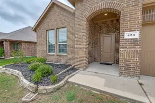 424 Baltimore Ave, Fate, TX 75189 - Photo 2